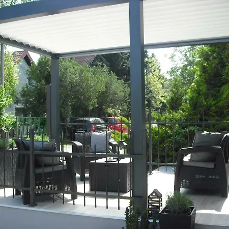 펜션 Levendula Nyaralo *